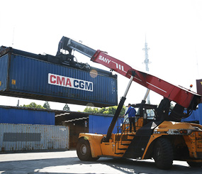 泰鸿汽车配件进口运输服务安全性更高，运价更优惠